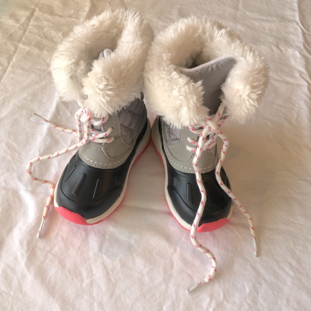 Carter’s snow boots. Worn one time.
